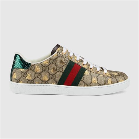 scarpe gucci bee sneaker donna instagramscarpe donna guccia sneaker|Shop Gucci New Ace Bee Embroidered Sneakers .